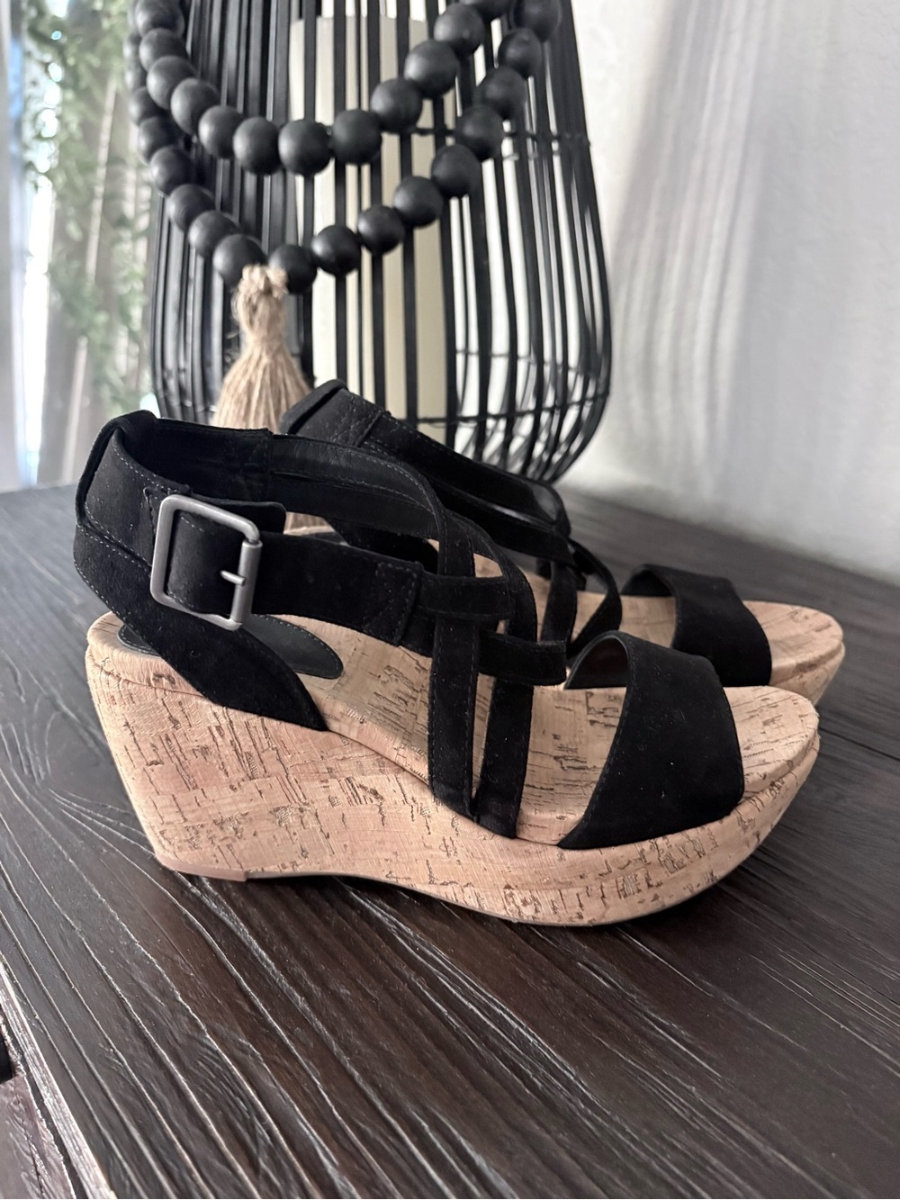 Johnston & Murphy black wedge sandals
